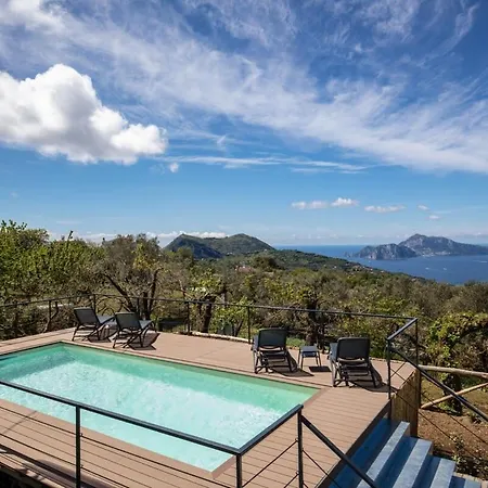 Aprea With Heated Pool, Capri Views And Services