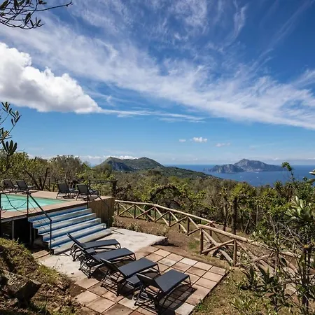 Aprea With Heated Pool, Capri Views And Services *