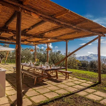 Villa Aprea With Heated Pool, Capri Views And Services Massa Lubrense