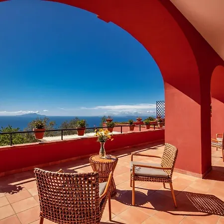 Aprea With Heated Pool, Capri Views And Services Villa *