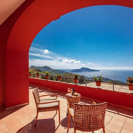 Villa Aprea With Heated Pool, Capri Views And Services *