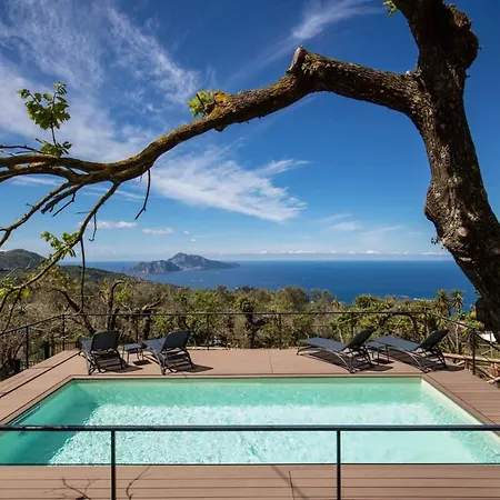 Villa Aprea With Heated Pool, Capri Views And Services *